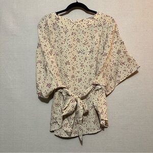 NWT Hayden blouse - size S/M